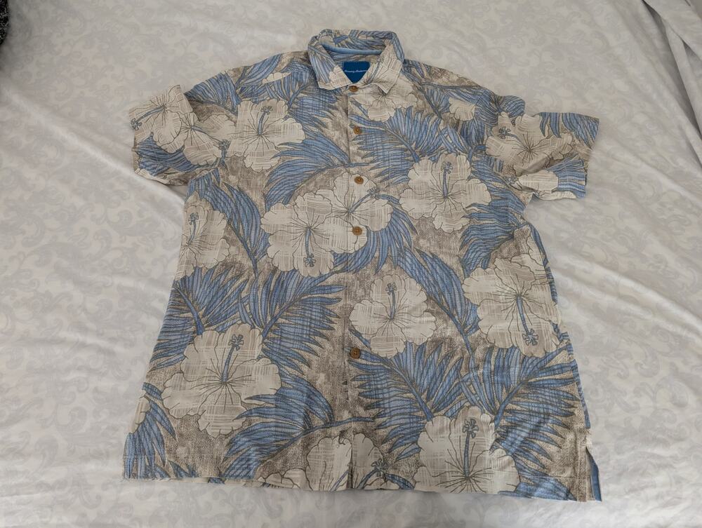 tommy bahama 100% silk hawaiian shirt